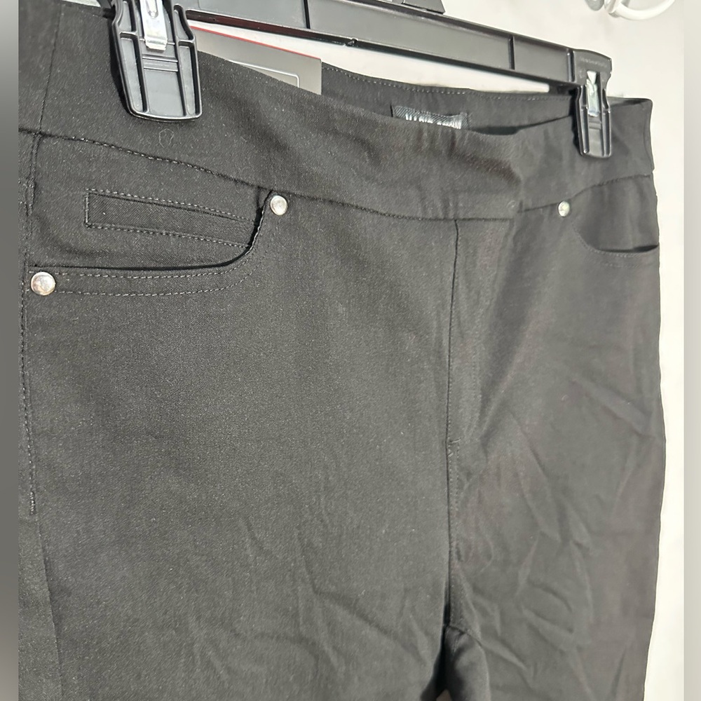 Mario Serrani Italy Confort Stretch Capri in Black for women size M NWT. - Picture 3 of 8